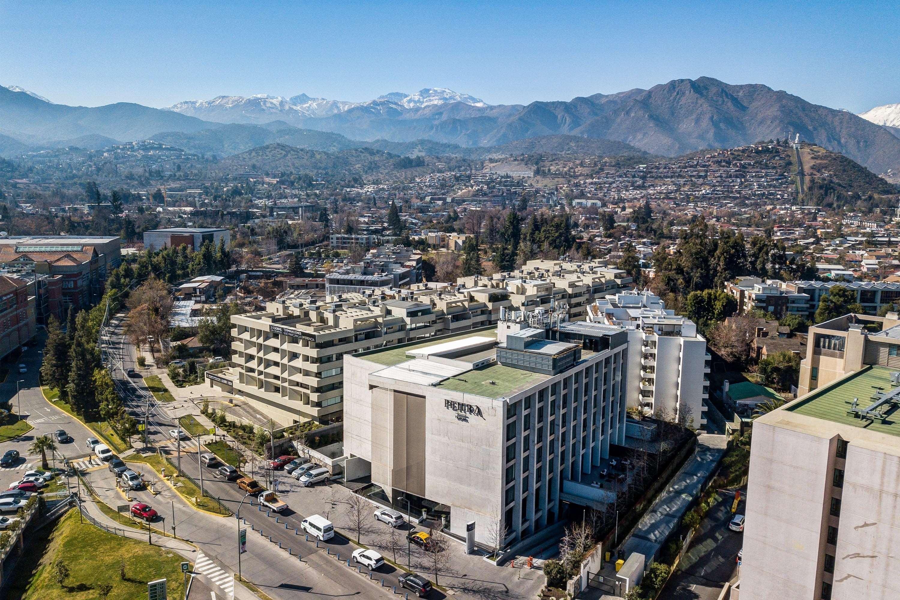 Hotel Wyndham Santiago Pettra Exterior foto